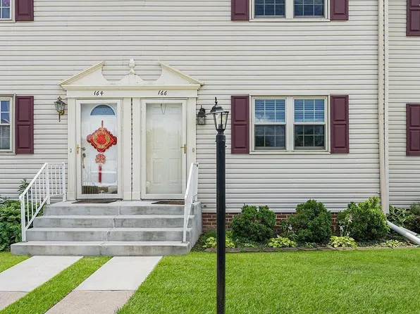 166 Center St #166, Hanover, PA 17331