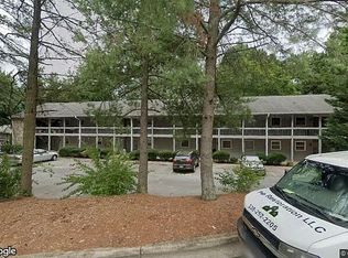 2978 Carriage Dr, Winston Salem, NC 27106