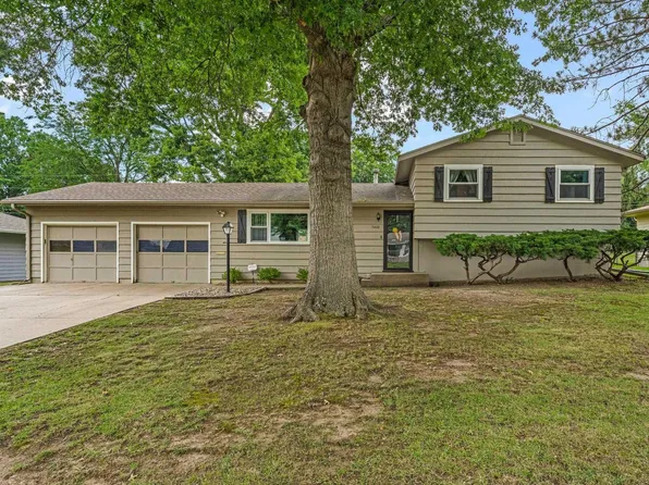 5400 SW 25th St, Topeka, KS 66614