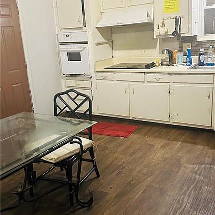 4th image of 2683 Clifton Springs Rd