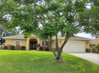 1357 Thornhill Ln, Sebastian, FL 32958