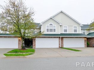 1834 Robin Ave, Morton, IL