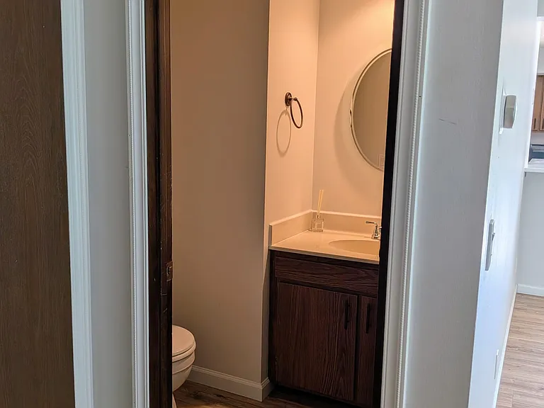 515 Clearwater Dr — Photo 17