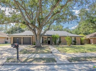 503 Sherwood Dr, Victoria, TX 77901