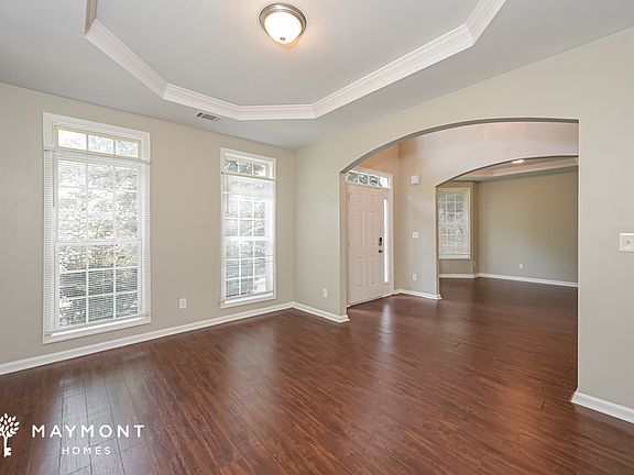 5th image of 2556 Phillips St