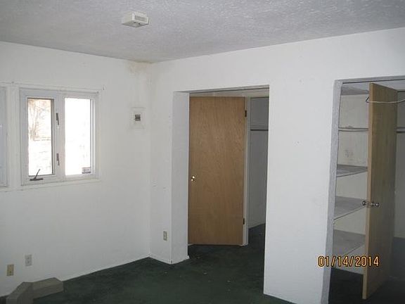 5th image of 219 El Paso Dr