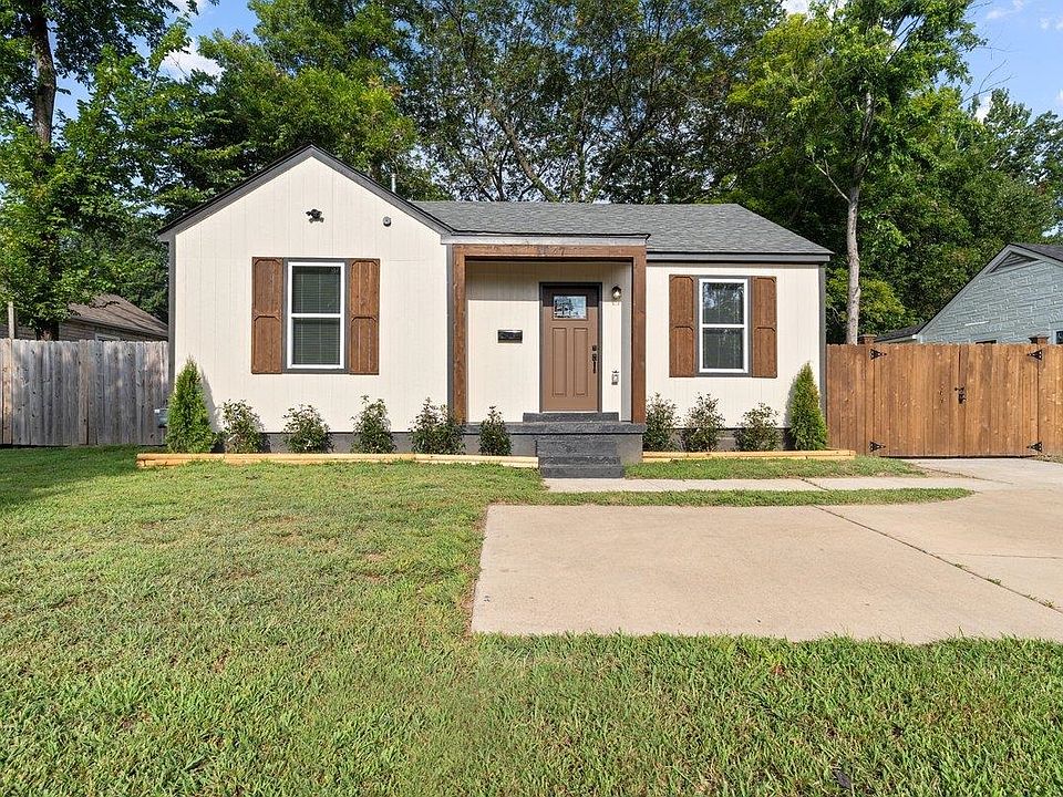 1st image of 1047 Maria St