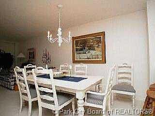 4th image of 1053 W Oberland Dr #1053