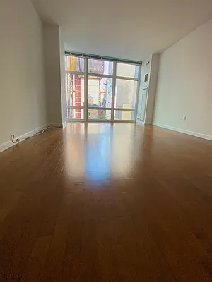 Rented by RELO REDAC INC. | media 14