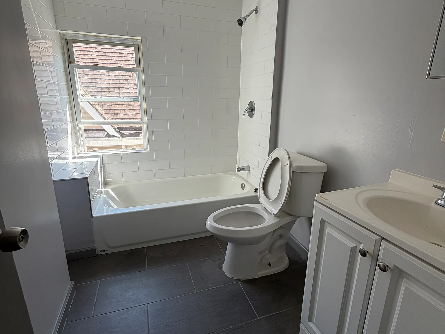 2 bed, $1,850 — Photo 2