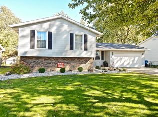 342 N Monroe Ave, Bradley, IL 60915