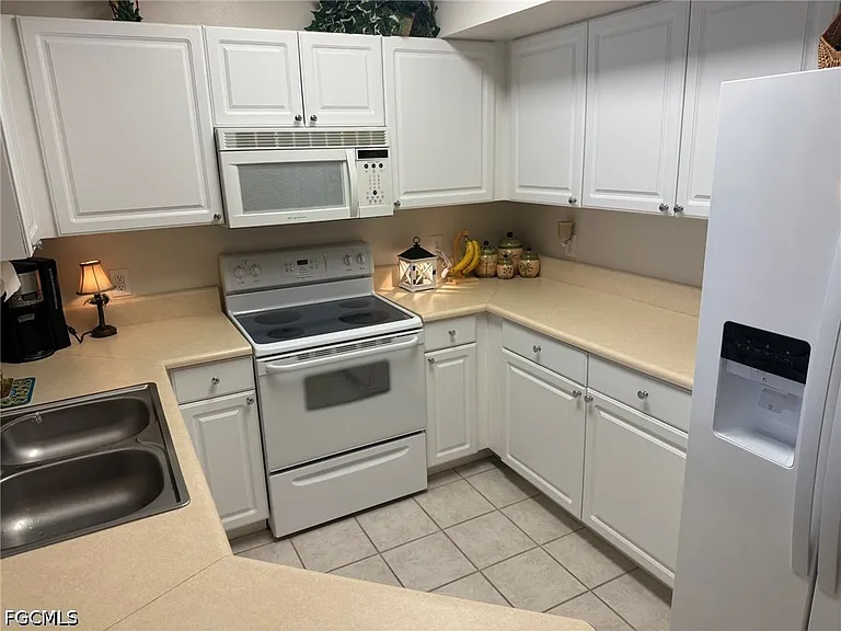 15625 Ocean Walk Cir #202 — Photo 11
