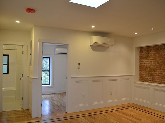 2nd image of 207 Macdonough St #4