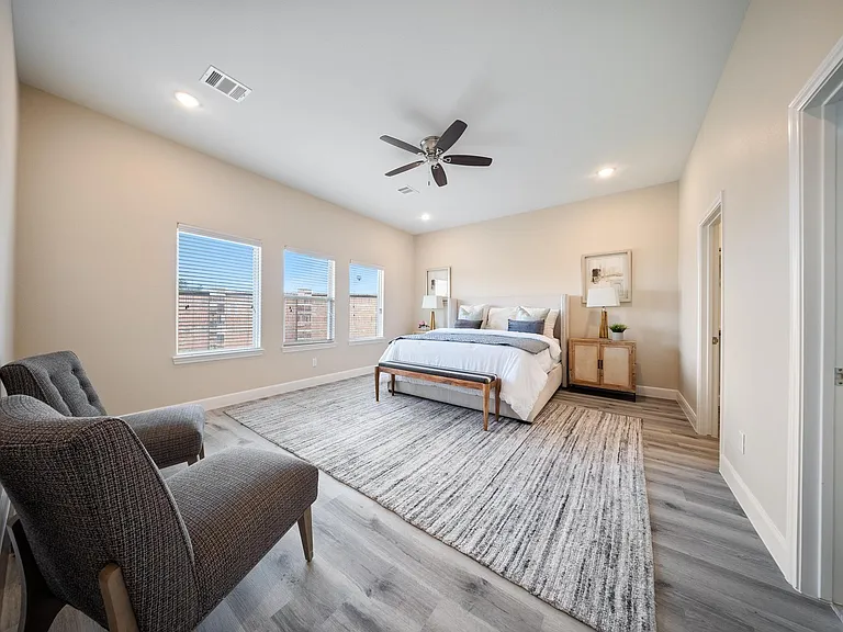 2015 Olivos St — Photo 14