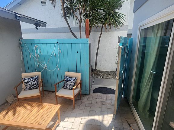 4th image of 2507 Harbor Blvd APT 4