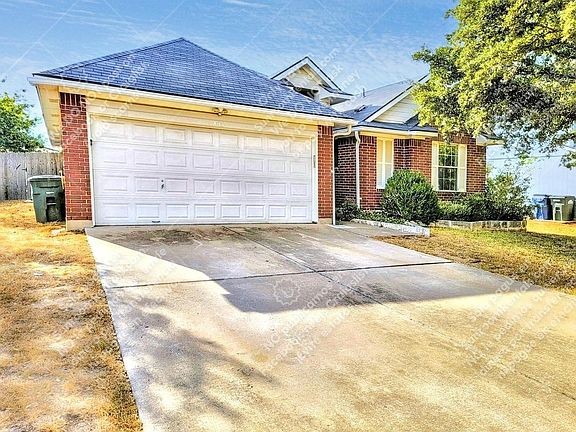 3rd image of 805 Eaglecreek Dr