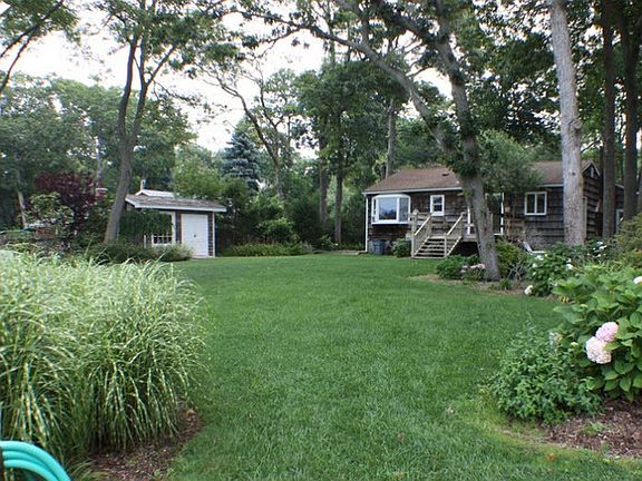 3rd image of 400 Beebe Dr