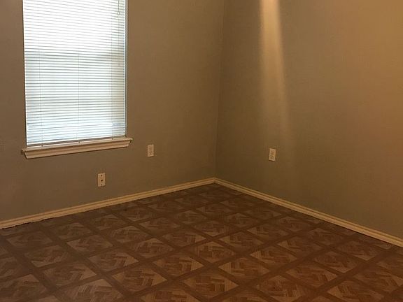 4th image of 413 Terrell Ave APT 05