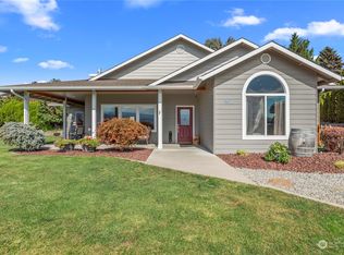 102 View Ridge Cir, Wenatchee, WA 98801