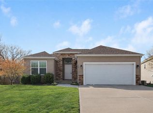 194 Camelot Dr, Liberty, MO 64068