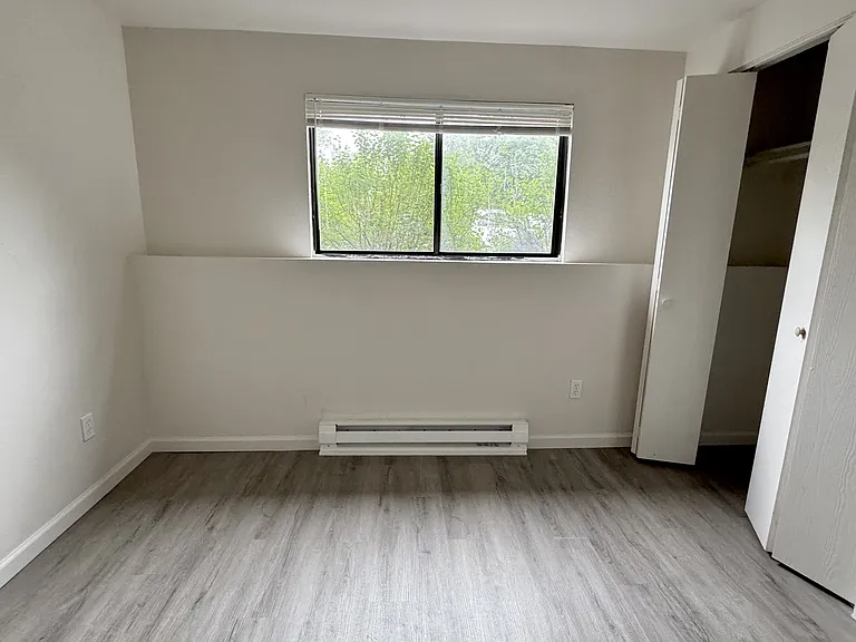 4501 Boardwalk Dr #J-J-91 — Photo 9