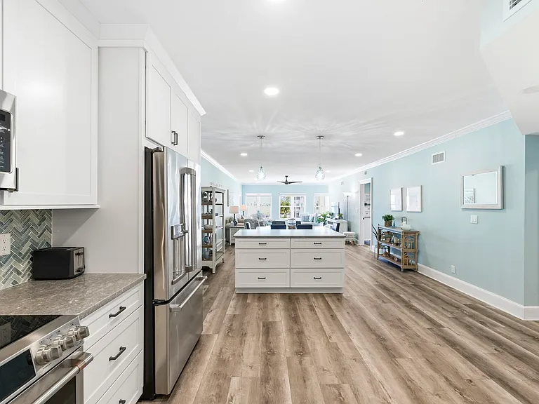 4950 Gulf Blvd #608 — Photo 6