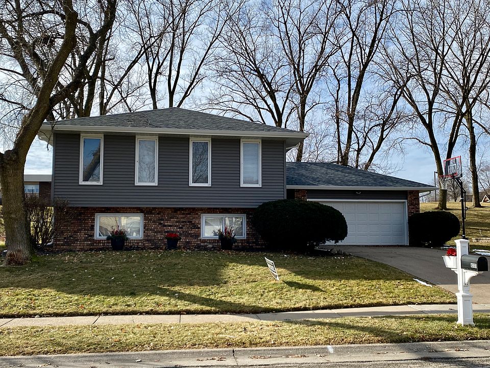 1st image of 4200 Aspen Hills Dr