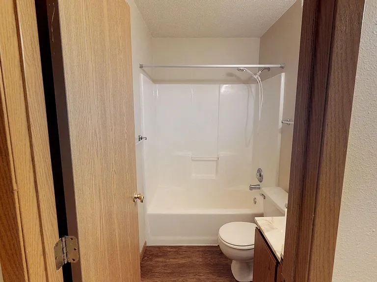 Prairie Winds Apartments — Photo 23