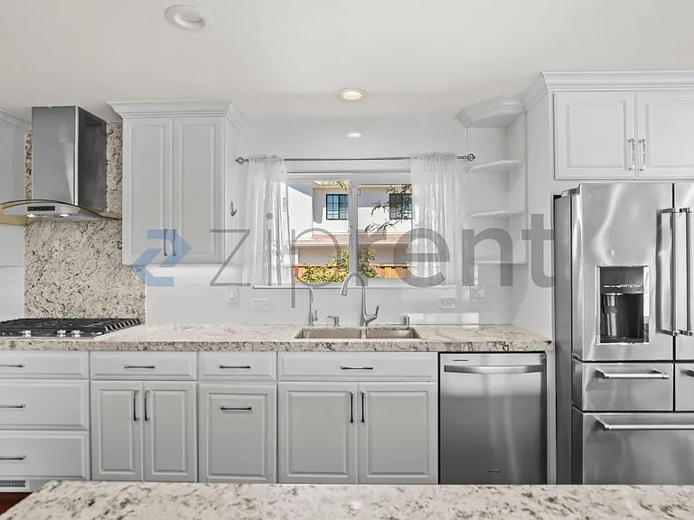 5319 Westbury Ct — Photo 14