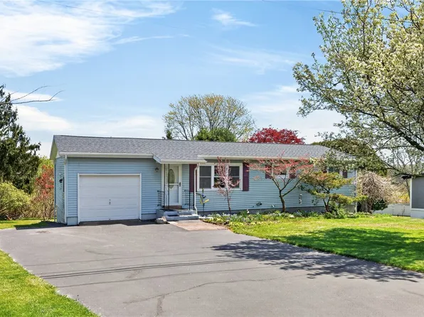 6214 Oakridge Rd, Auburn, NY 13021