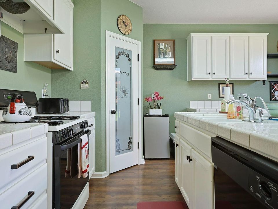 1st image of 2237 Van Gogh Ln