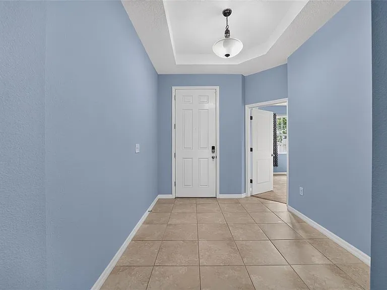 4572 SW 65th Pl — Photo 9