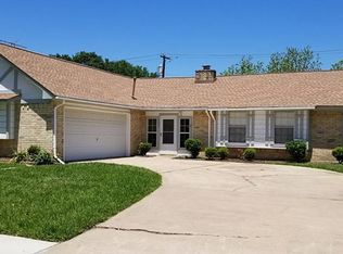 605 Milton St, Angleton, TX 77515