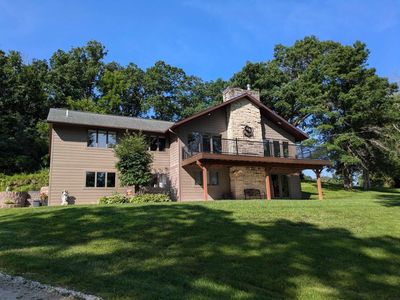 2155 Twin Springs Rd, Decorah, IA, 52101