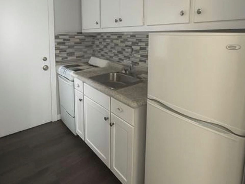 1st image of 165 McKinley Ave #2A