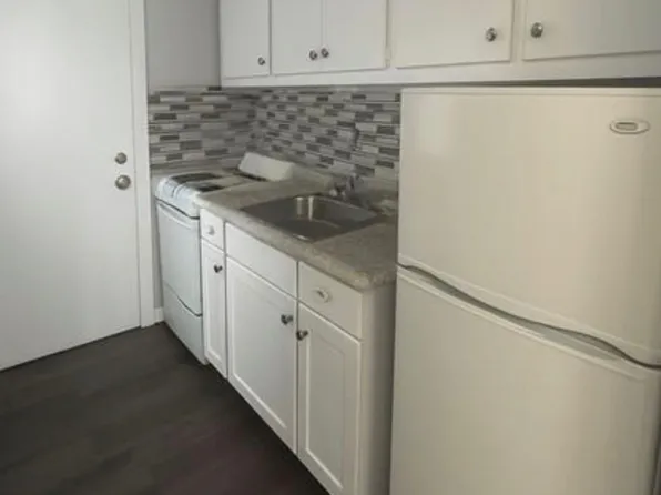 165 McKinley Ave, Bridgeport, CT
