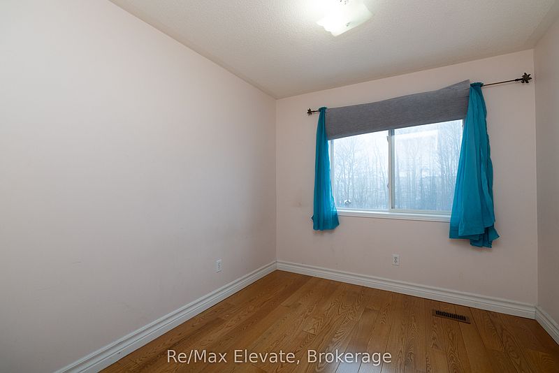 Toronto House for rent - 3 Bedrooms — photo 11