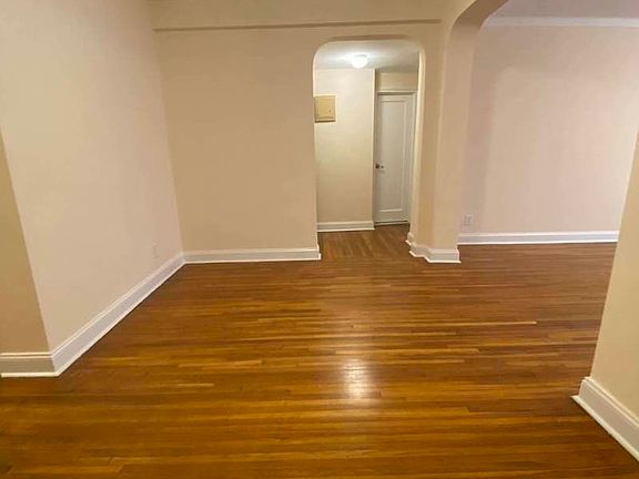 5th image of 6939 Yellowstone Blvd APT 207