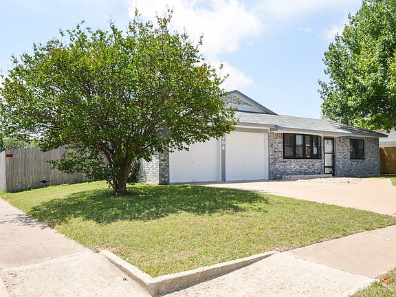 3rd image of 4308 Carolyn Dr