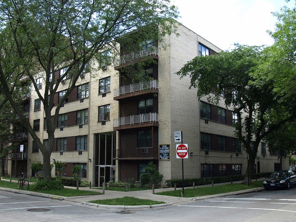 1st image of 5750 N Kenmore Ave APT 316