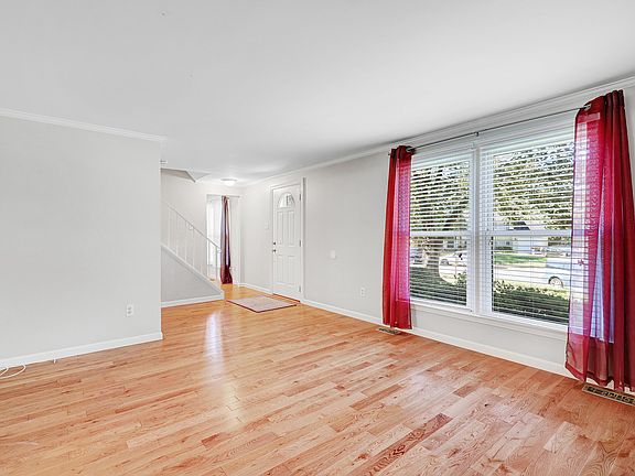 4th image of 12822 Longleaf Ln