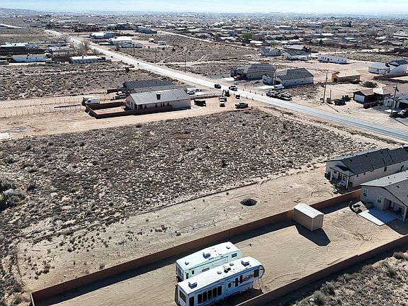 4th image of 349 Northern Blvd NE