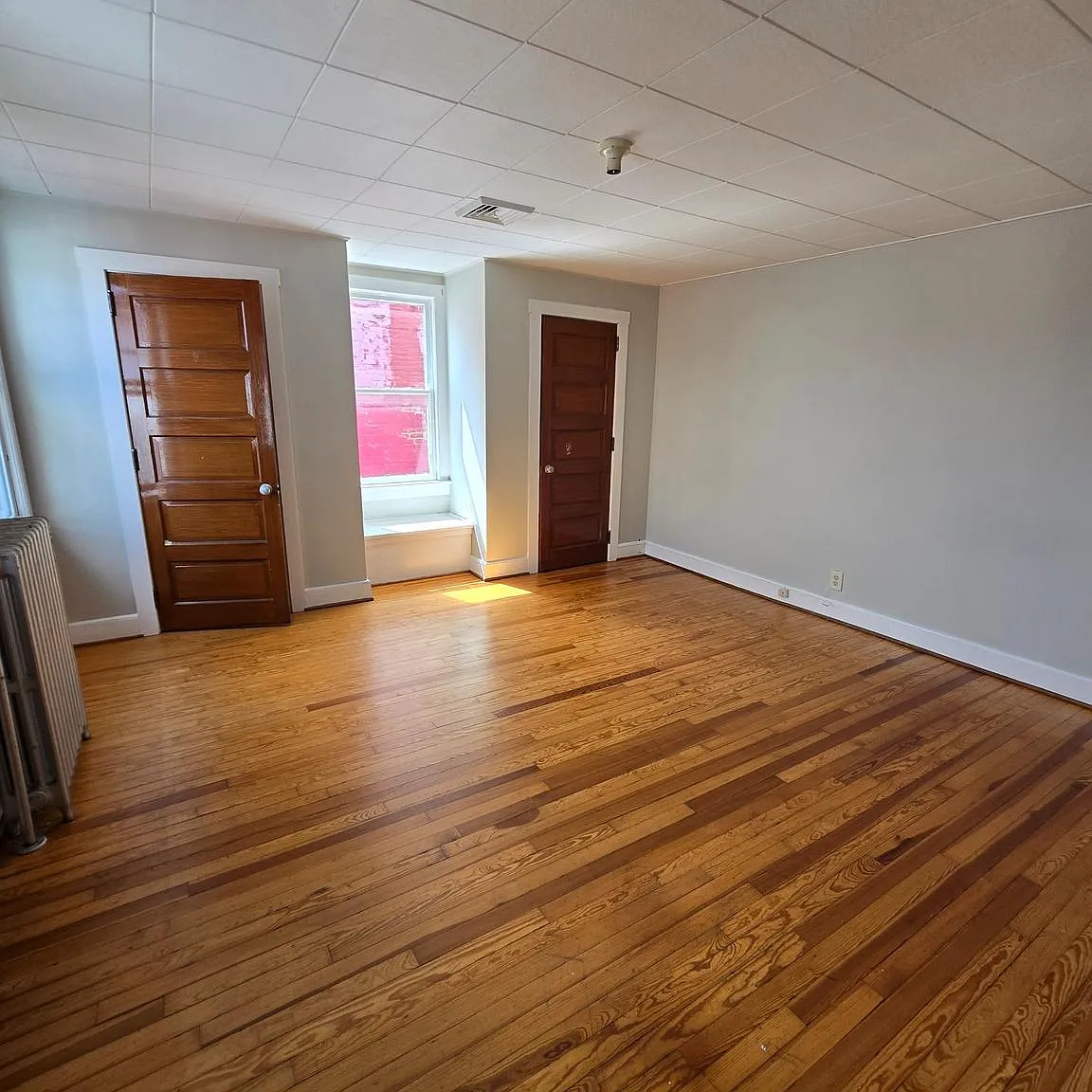 3 bed, $1,750 — Photo 3