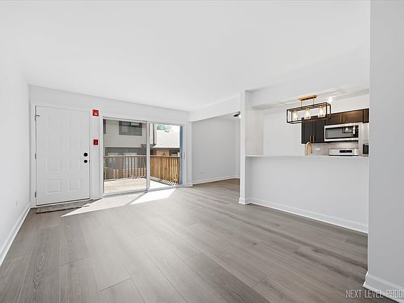 3rd image of 8330 Portsmouth Dr Unit B