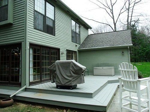 3rd image of 15 Hiawatha Dr