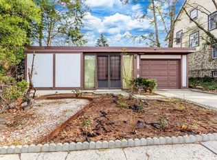 6 Gibson Pl, Yonkers, NY 10705