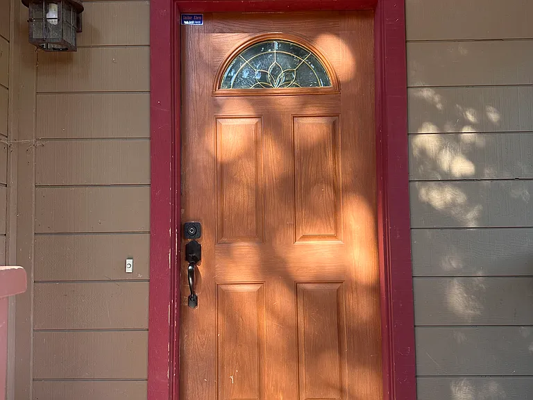 13825 Pathway Ave — Photo 2