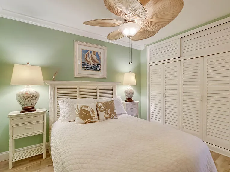 815 Middle River Dr #106 — Photo 23
