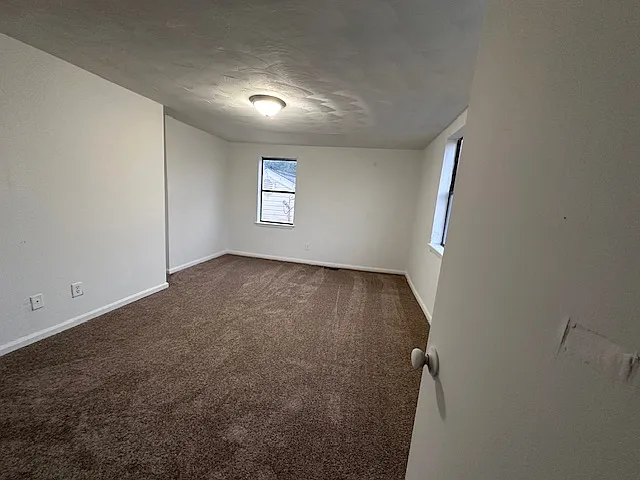 329 Maple Ave — Photo 9