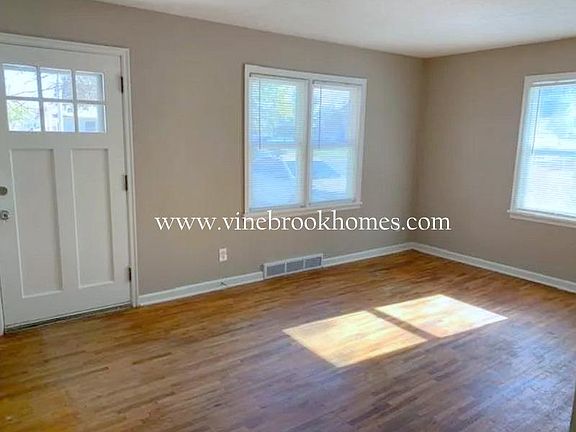2nd image of 6616 S 30th St